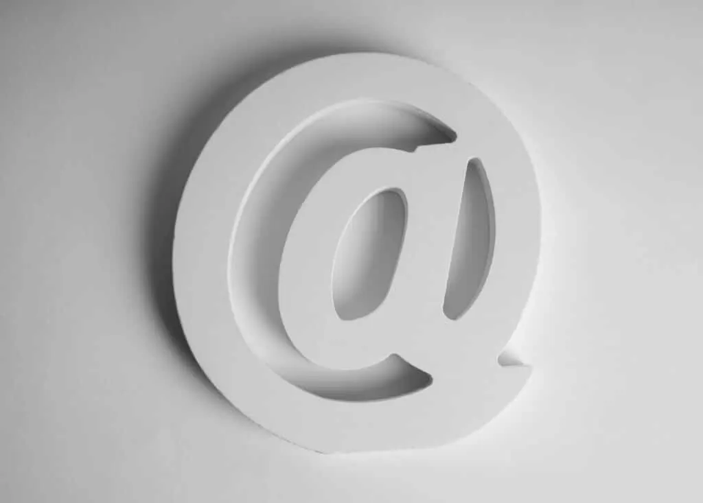adresse e mail