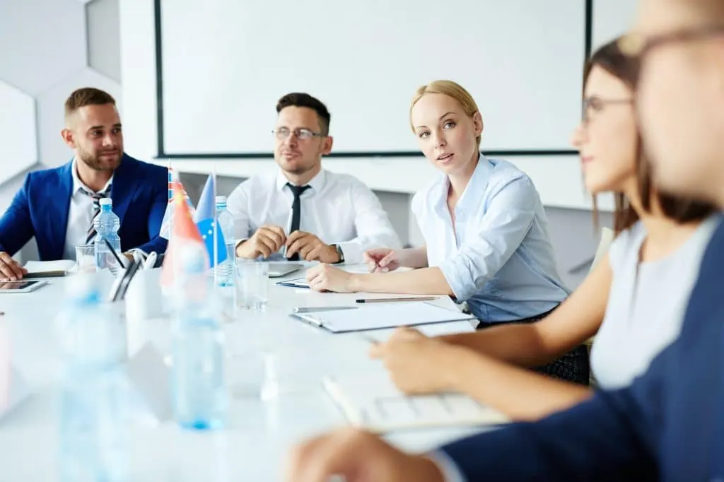 Collective advertising agreement: information and rights of employees