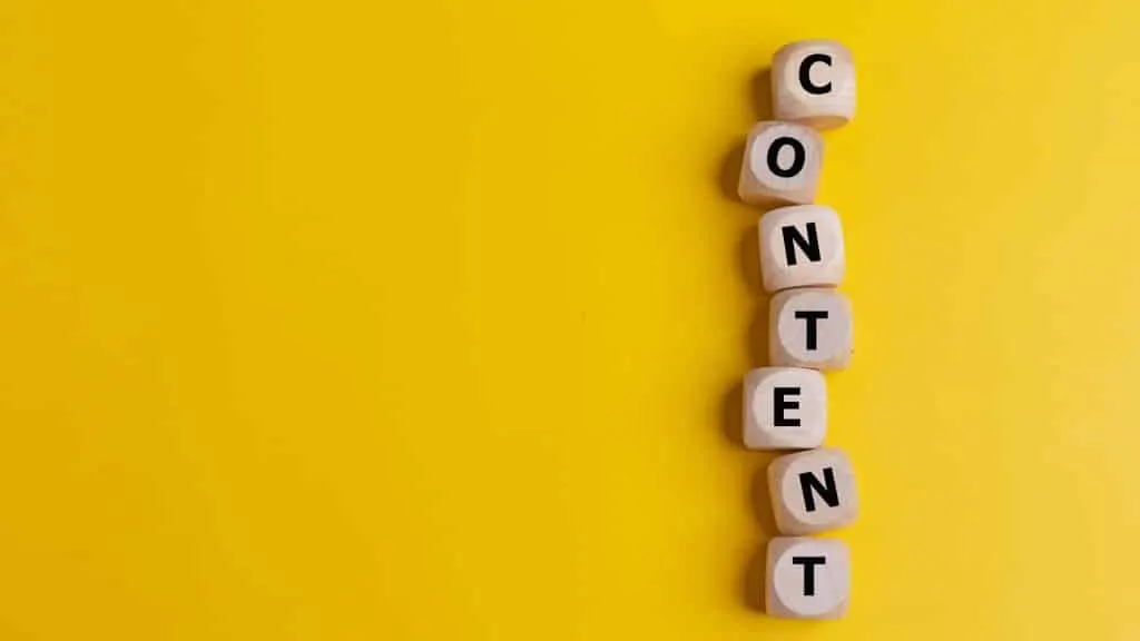 Advertising creation: Waxoo.fr offers innovative services.