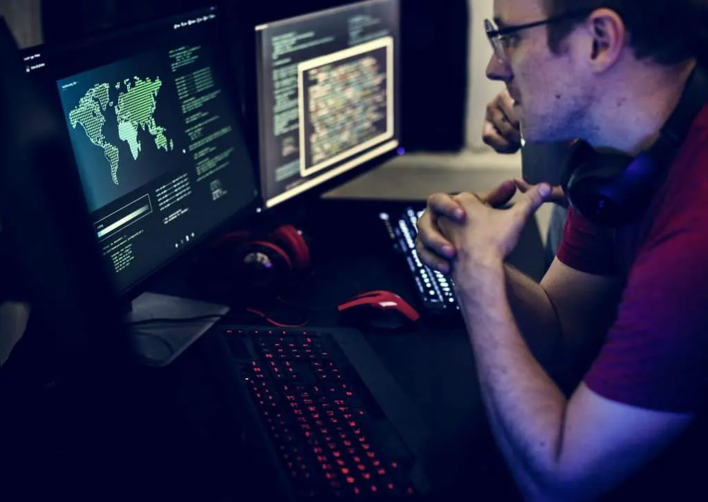 Intelligence artificielle : Menaces de cybercriminalité en hausse ! Découvrez l’état des lieux choc et les perspectives alarmantes