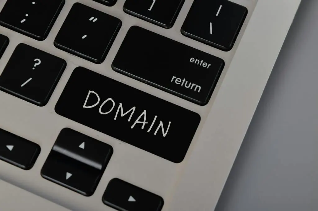 Optimisez votre nom de domaine avec Name.com